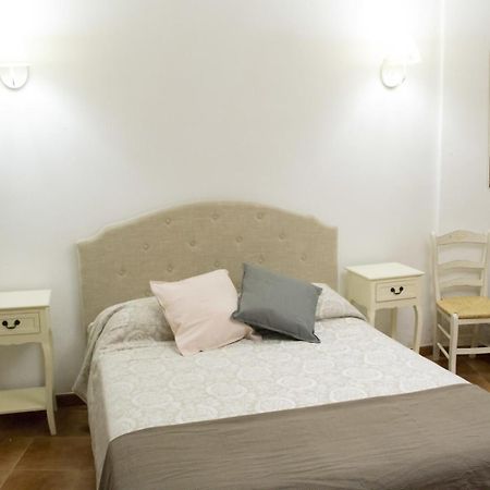 Apartamenticos Plaza Las Armas II ซาราโกซา ภายนอก รูปภาพ